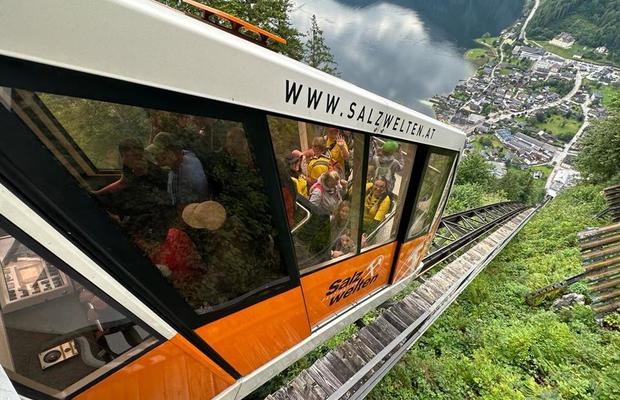 Louise Munro 0f8e5531 0c88 475c b642 68cc8e965ff8.jpeg