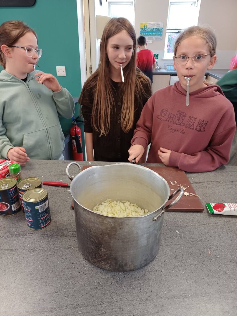 Cubs And Beavers Cook Up Camp Skills At 1st Keelby 1